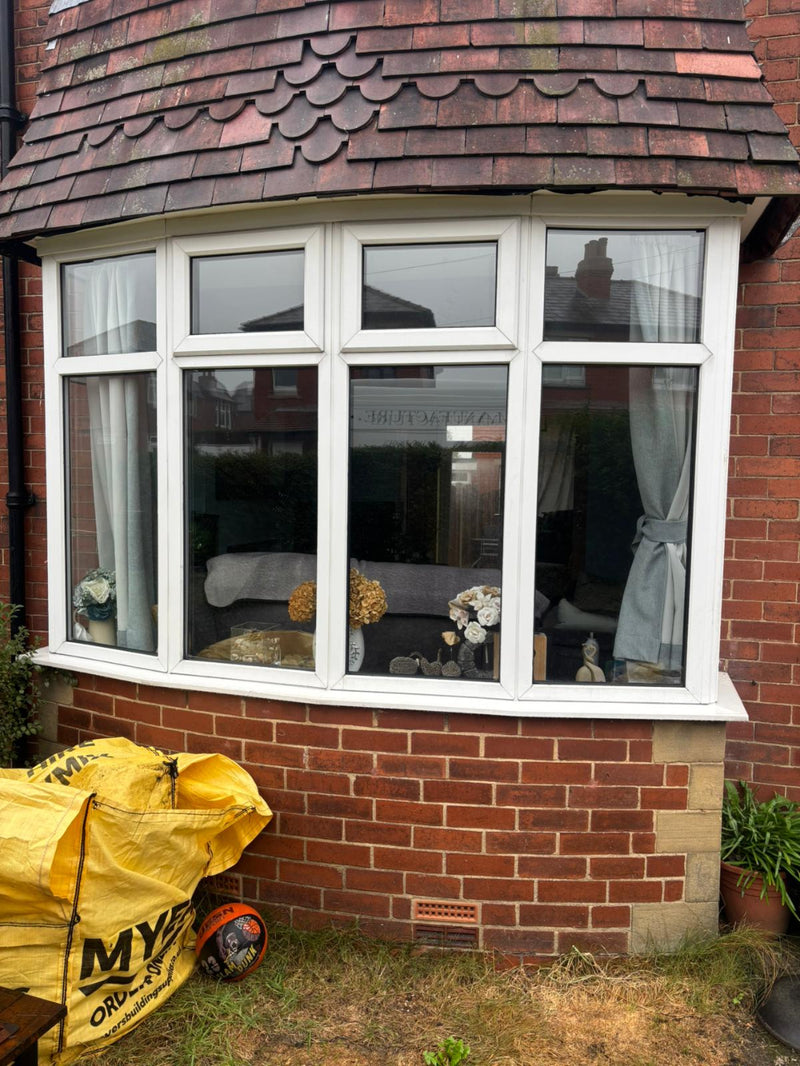 Window white fitted image