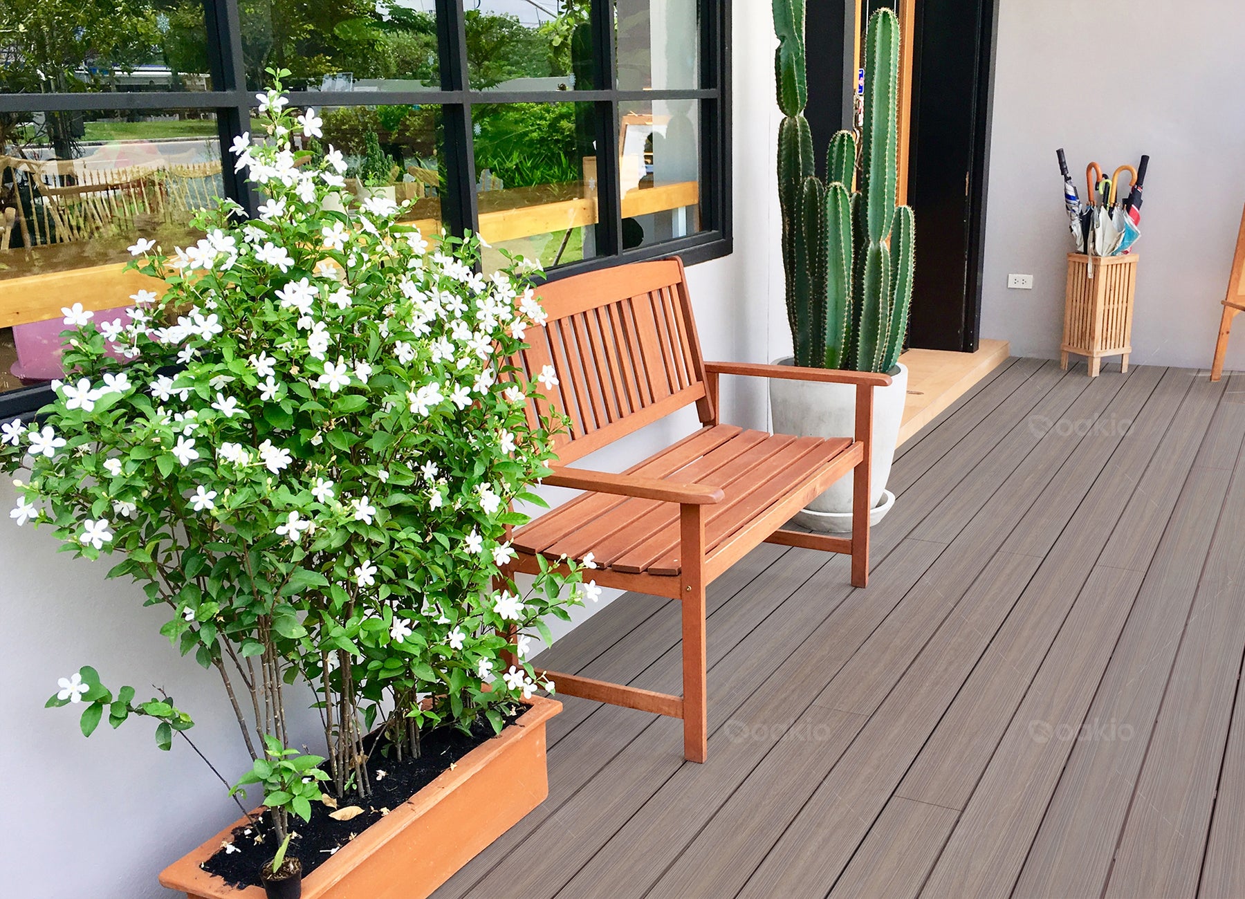 Composite Decking vs Wood Decking