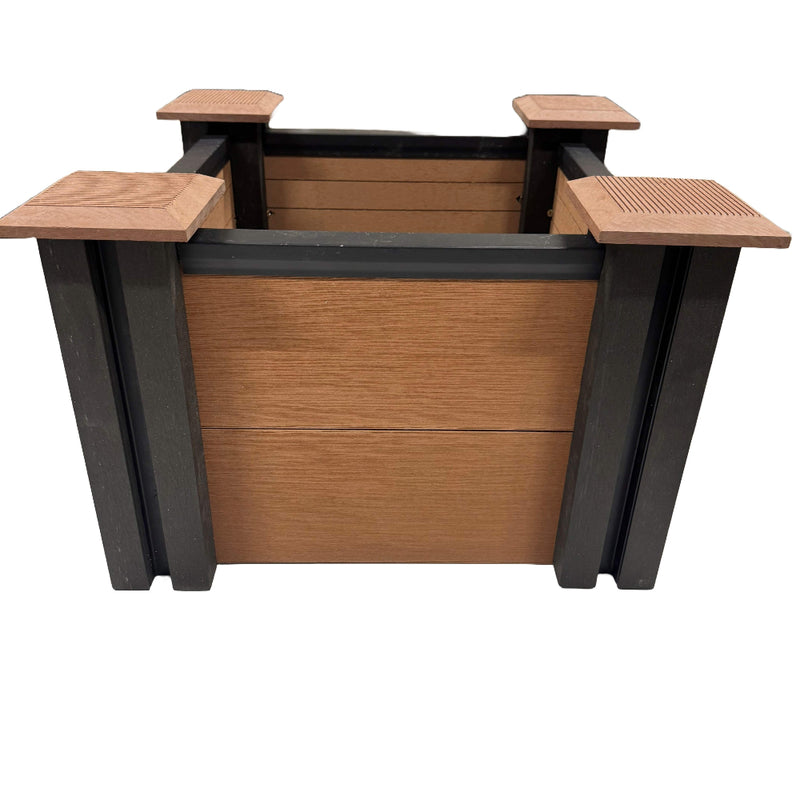 medium size planter in teak