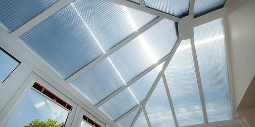 Polycarb roodingg in a conservatory